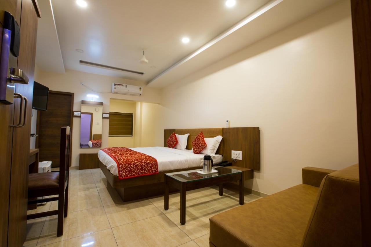 Hotel Balaji Palace بوربندر المظهر الخارجي الصورة